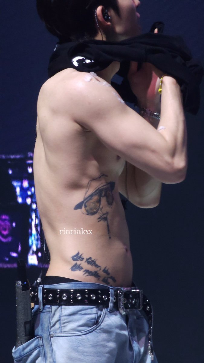 hanbinsnaps's tweet photo. damn kim hanbin https://t.co/MOVyiuvGeA
