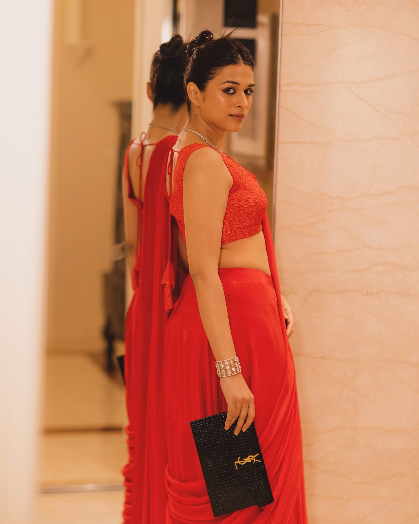 GPon6hZaIAA-JsZ?format=jpg&name=large