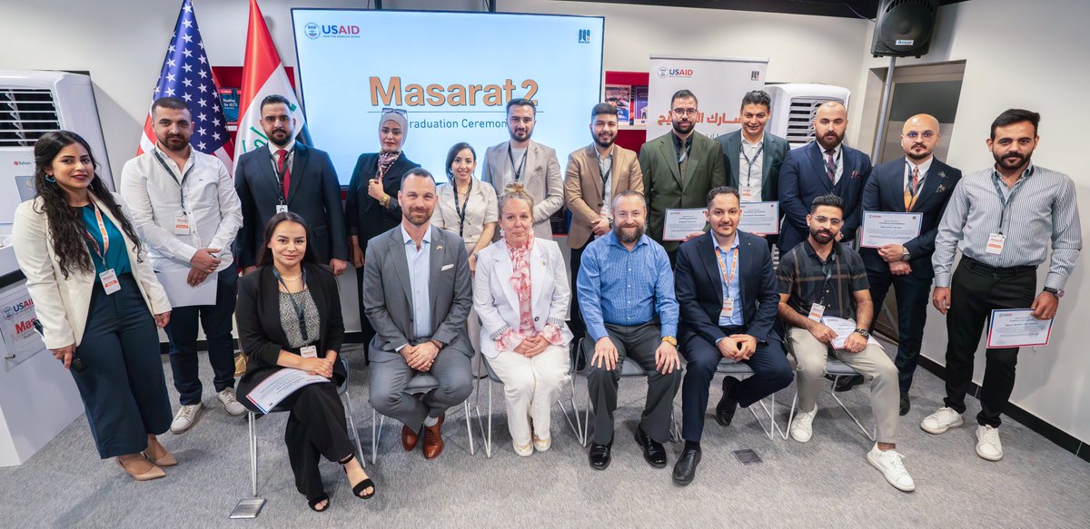 USAmbIraq's tweet photo. تهانينا لـ 25 من رواد الأعمال العراقيين الذين تخرجوا من برنامج @MakersofBaghdad بدعم من @USAID . يسعى هذا البرنامج إلى تمكين الشباب المبدعين وتقوية القطاع الخاص العراقي. #الشراكة_الامريكية_العراقية_الشاملة #النمو_الاقتصادي https://t.co/PRq4NEG5kt