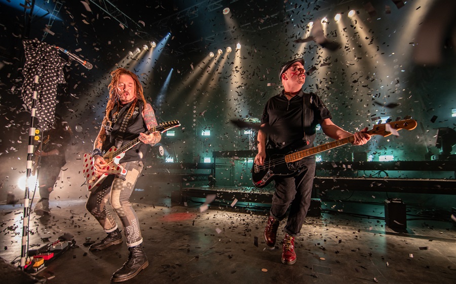 MindHexMedia's tweet photo. The Wildhearts, Nothing Ever Changes... Except It Does... Live In London, June 6 2024 https://t.co/P6HER0XMtD @GingerWildheart @florenceblackUK #asomvel #o2empire #shepherdsbush @TheWildhearts https://t.co/KiyLGIceYN