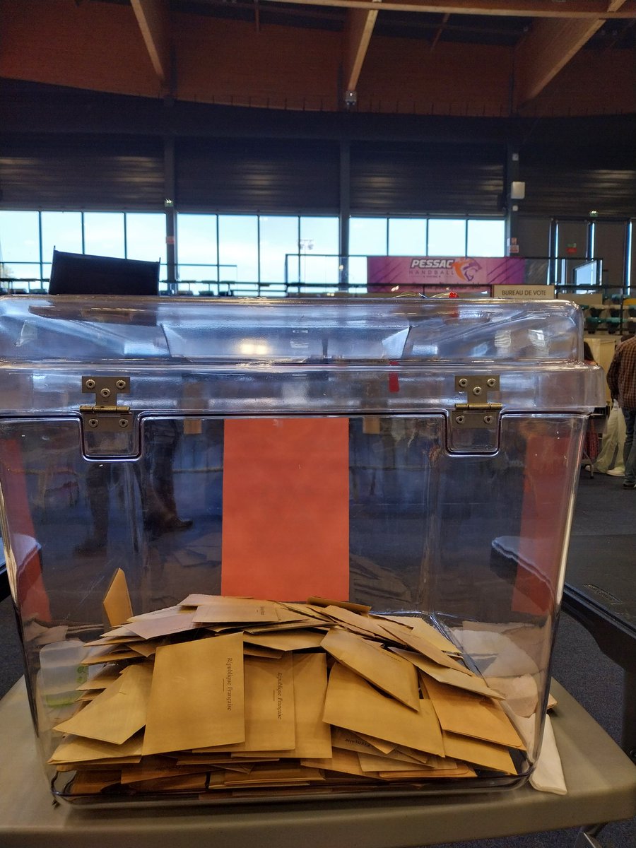 Une belle mobilisation ce matin... faut maintenir le rythme jusqu'à 19h.