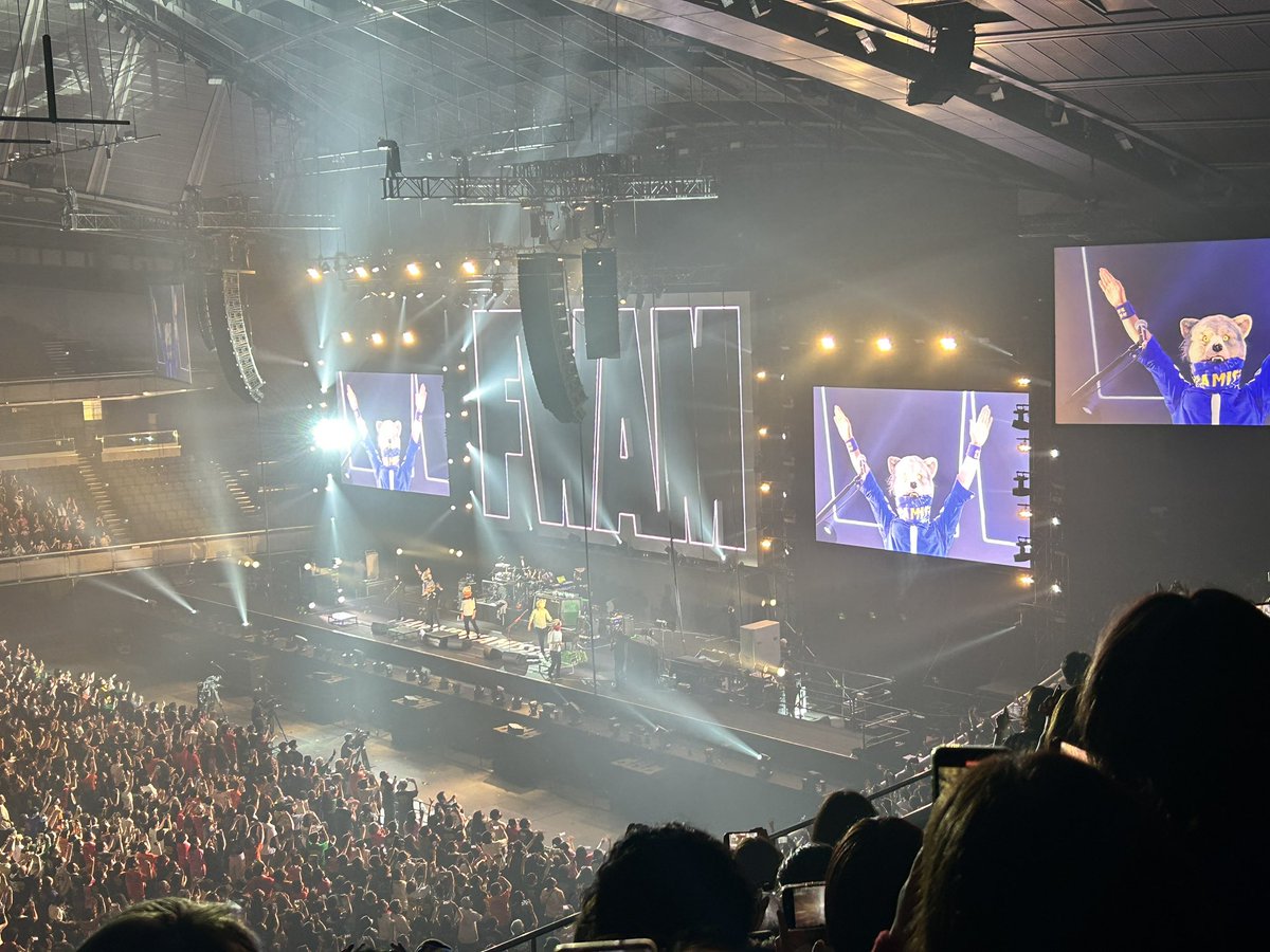 ガウ🐺
 #東京体育館
 #マンウィズ