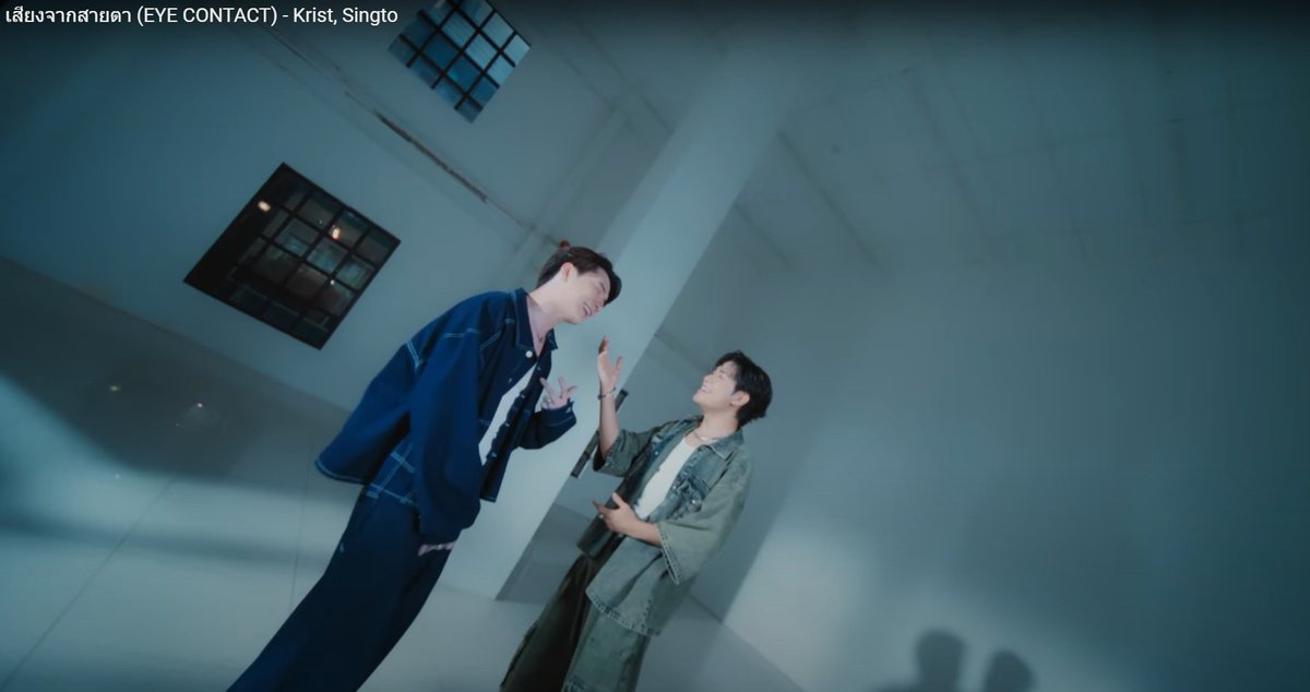 Darja9991's tweet photo. It doesn't matter what style the song is written in.
It doesn't matter what style KS is wearing.
It doesn't matter if it's an MV or a live performance.
All that matters is how harmonious their voices sound, reflecting their feelings🥰
#BestPartnersInLife
#KristSingto https://t.co/4XDyBewTzr