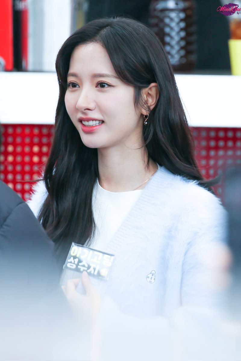 MissKissChu's tweet photo. 240307
#wjsn #bona #우주소녀 #보나

너무 이쁩니다 ㅠㅠ https://t.co/woIyJOBgC5