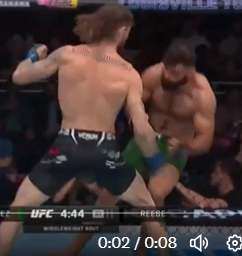 Leghey's tweet photo. @SICKYDOESMMA @ufc @Savage185reese The man was out on his way to the floor body go limp= makes ref stop fight https://t.co/dsZ5WxGIbH