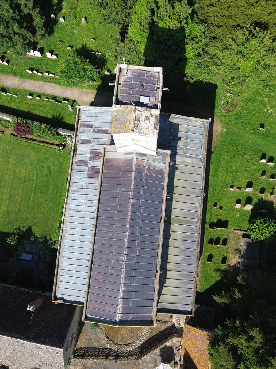 GlosHCT's tweet photo. For this weeks #GuessTheChurch we've got another birds eye view for you ๐ธ
This is a church of huge antiquity and interest, but it does look a bit different, as the birds see it!
#Gloucestershire #Churches #HistoricBuildings #Heritage #LocalChurches https://t.co/Em9c2TLXiL