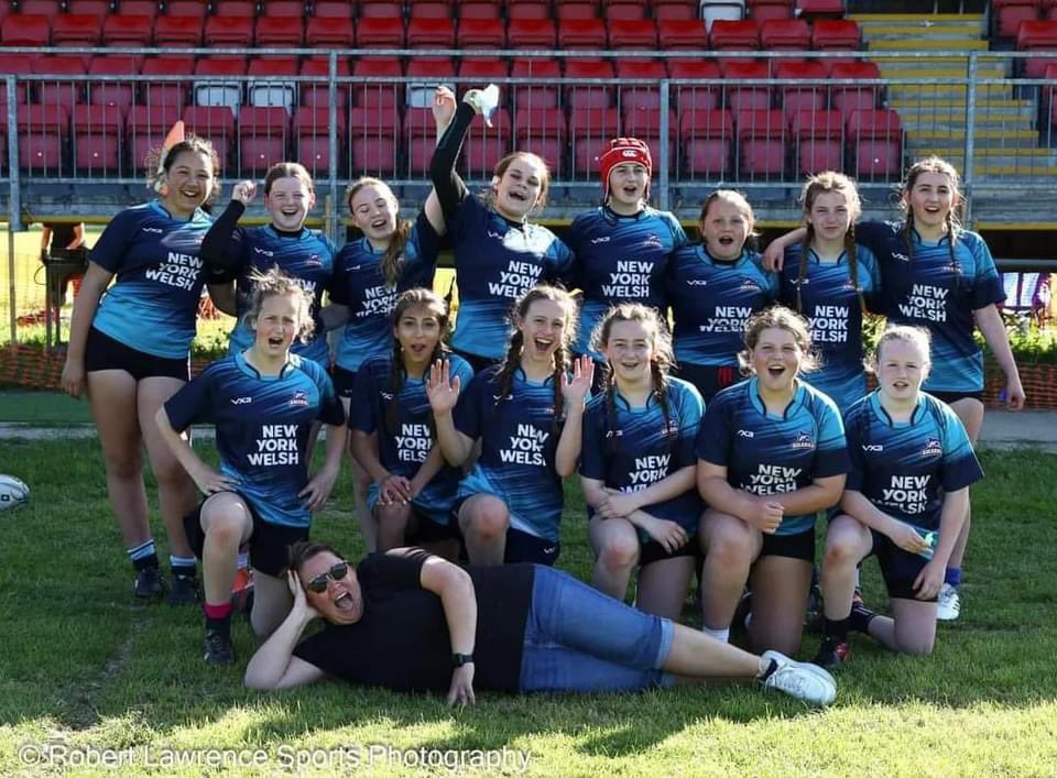 tyfrancis's tweet photo. Our @SthPembsSharks U12s and U14s travelled to Newcastle Emlyn yesterday for the Wiberod's Festival, and were amazing. 🏉🦈

From the smiles (and face paint), they had the best time.

#EmbraceYourInnerShark #ThisGirlCan #HerStory #GirlsRugby  #PembrokeshireRugby #U12s #U14s https://t.co/KjnJSIcju8