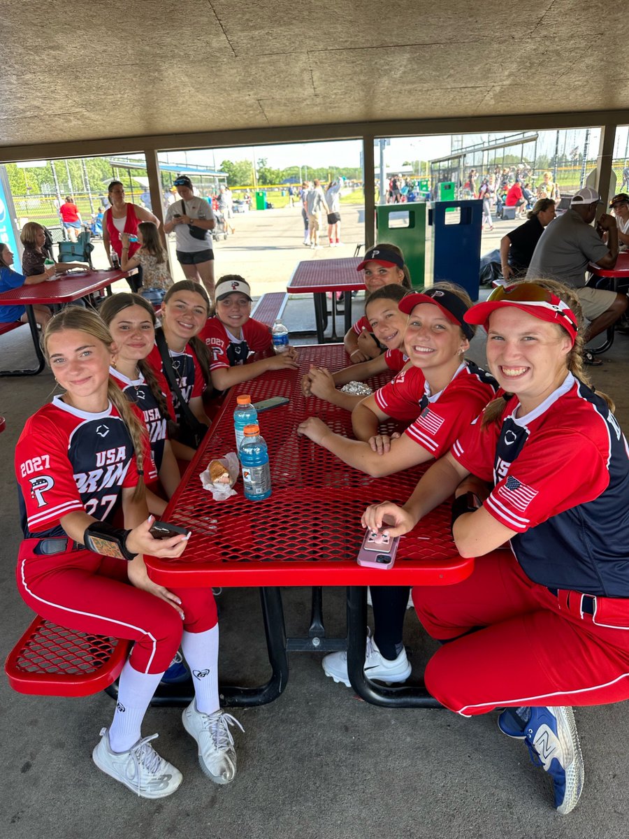 It’s not all fun and games, sometimes it’s just food 🌭