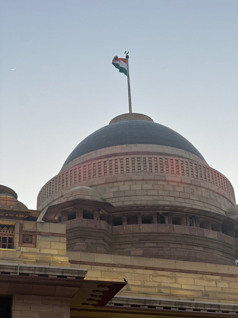 Vinay1011's tweet photo. Pleasure to be present and witnessing  the third consecutive Swearing-In of beloved PM @narendramodi ji at  the forecourt of #Rashtrapati_Bhavan ! https://t.co/WgrTg5kOMW