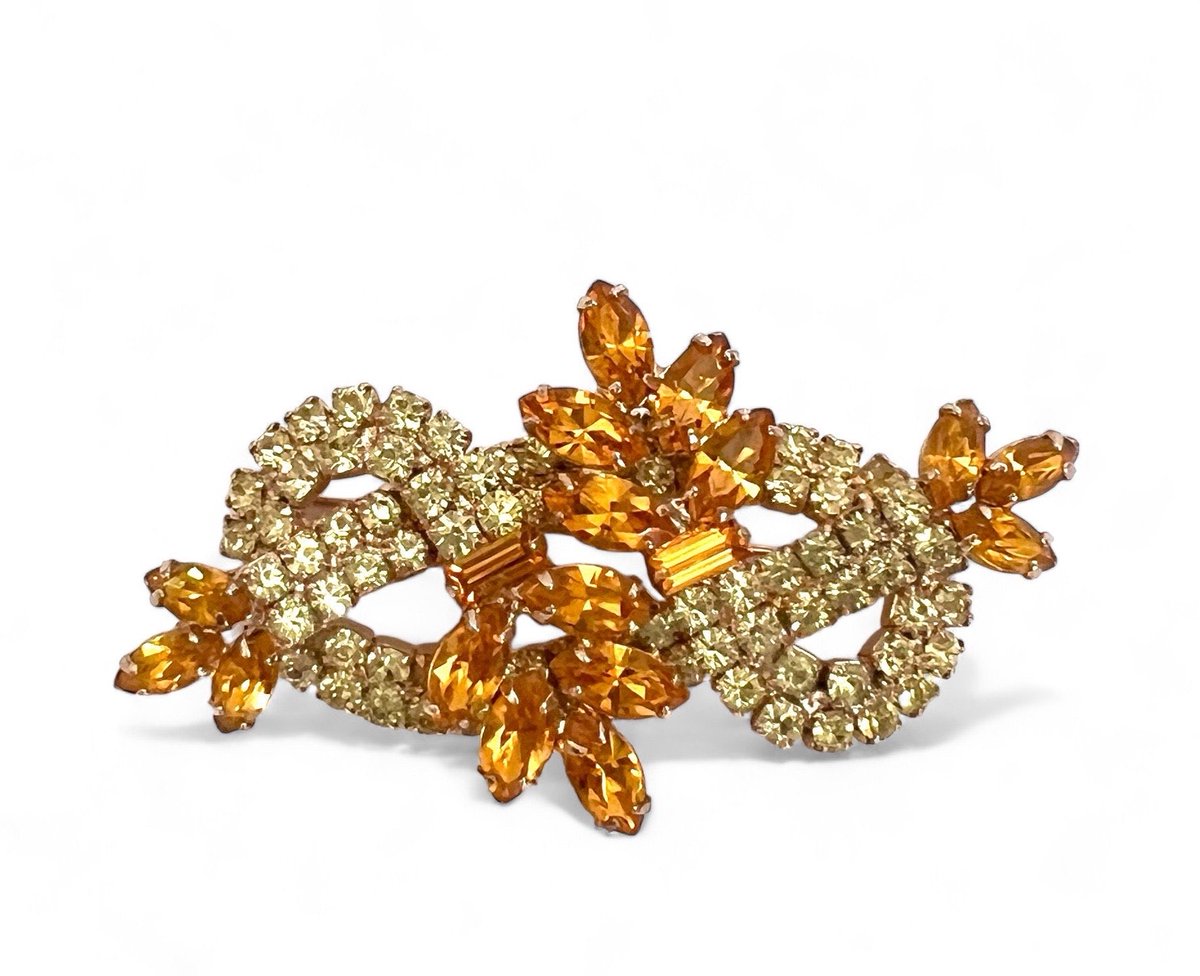 Stunning Signed Kramer New York Brooch vintageimagine.etsy.com/listing/174392…