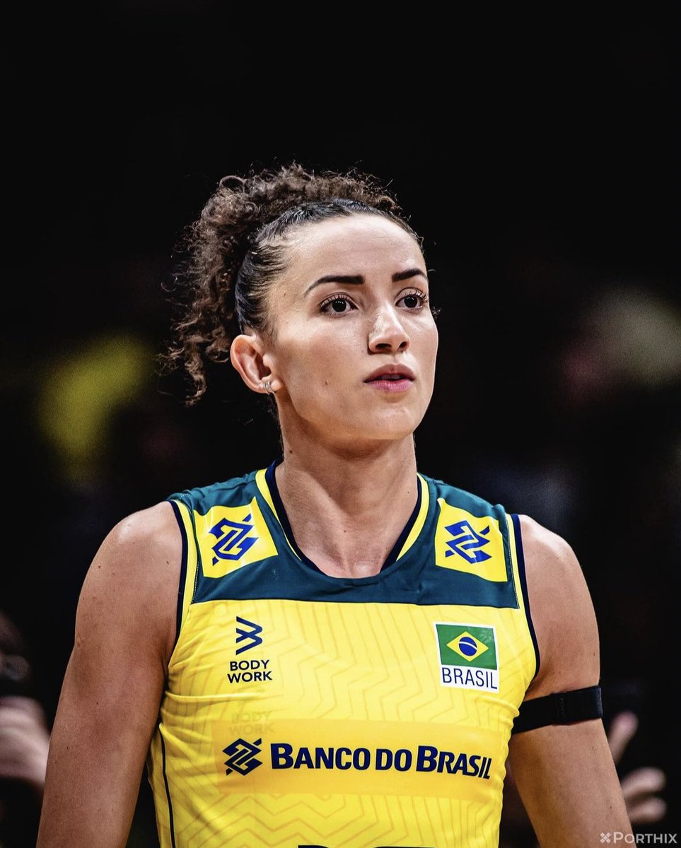 ymontibeller's tweet image. é sheilla, vc perdEU