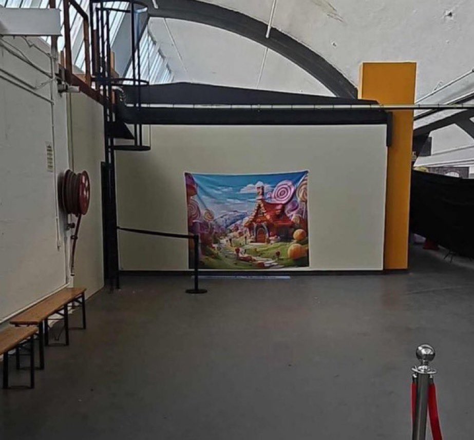 in het stembureau