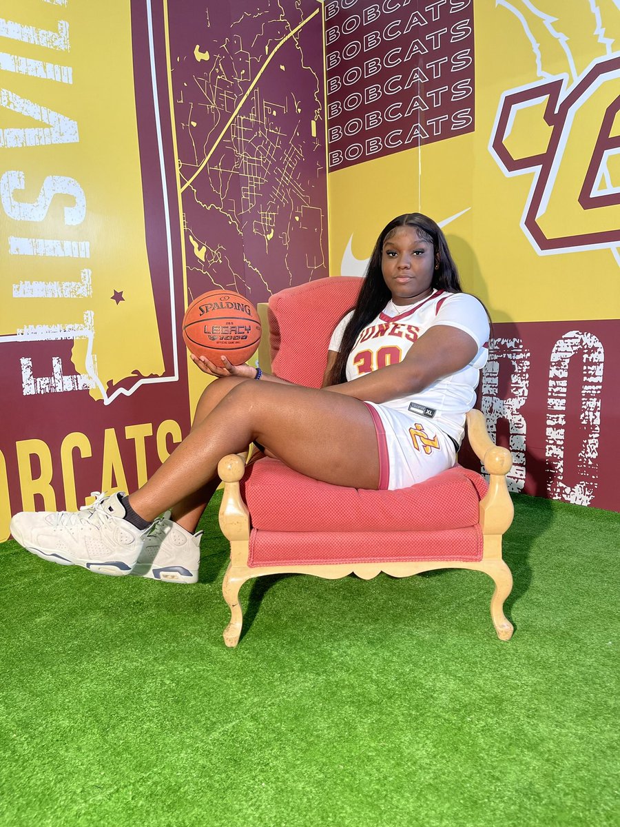 zariiyahhhh's tweet photo. bobcats the way to go ?👀👀 
#notcommitted #agtg https://t.co/ZKIrxvhTWL