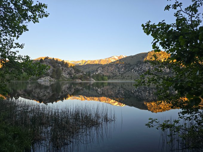 Morning from a Mountain Lake  🤗 https://t.co/QZtI5LKbLz