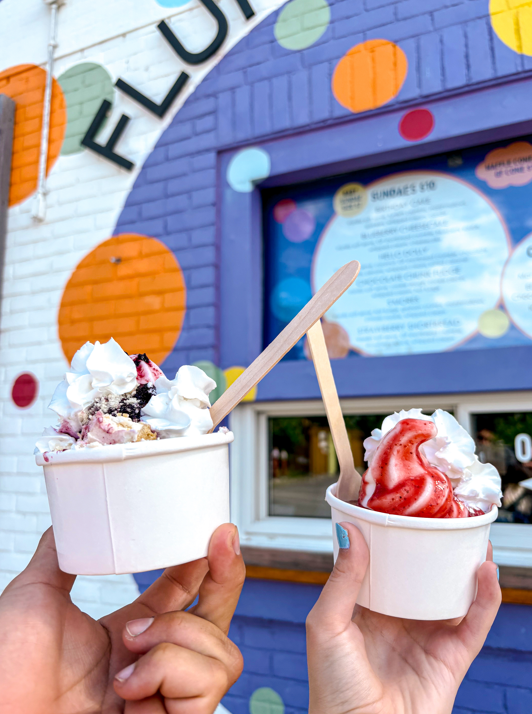 SudburyTourism's tweet photo. Summer vibes and sweet vegan treats at Flurples! Now open for the season, Flurples is the ideal destination for afternoon ice cream! 🍦 Stop by Cosmic Dave's right next door on your way by!

 #DiscoverSudbury #Flurples #VeganTreat https://t.co/BlhMsntdzr