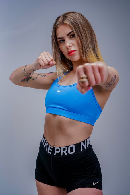 pow pow pow pow https://t.co/PRYpub9PTq<a href="/tag/avn"class="tags"><span>#avn</span></a>