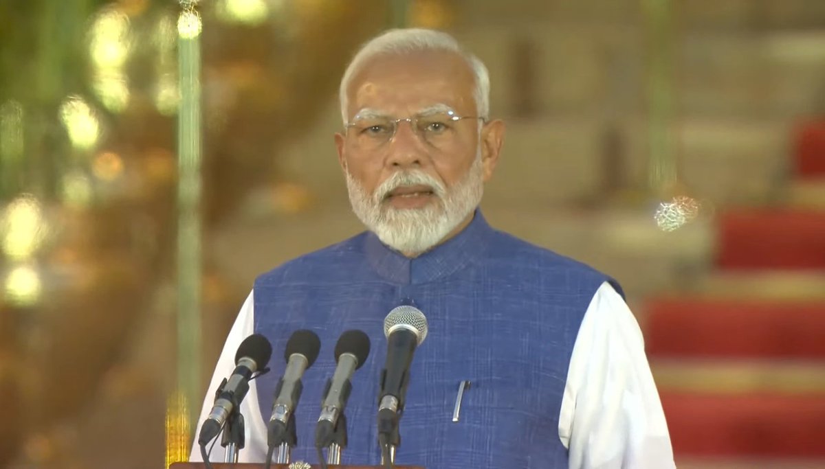 JRavi4India's tweet photo. अबकी बार #MODI 3.0की #सरकार @narendramodi @PMOIndia #Pm #pmmodi https://t.co/evkRfPhqru