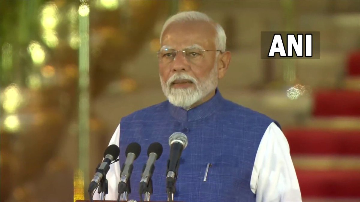 ipalitDebarupa's tweet photo. Most waited moment .
Congratulations @narendramodi
Ji on taking oath for the 3rd time as PRIME MINISTER OF INDIA .
#ModiCabinet https://t.co/wa32XAhXdV