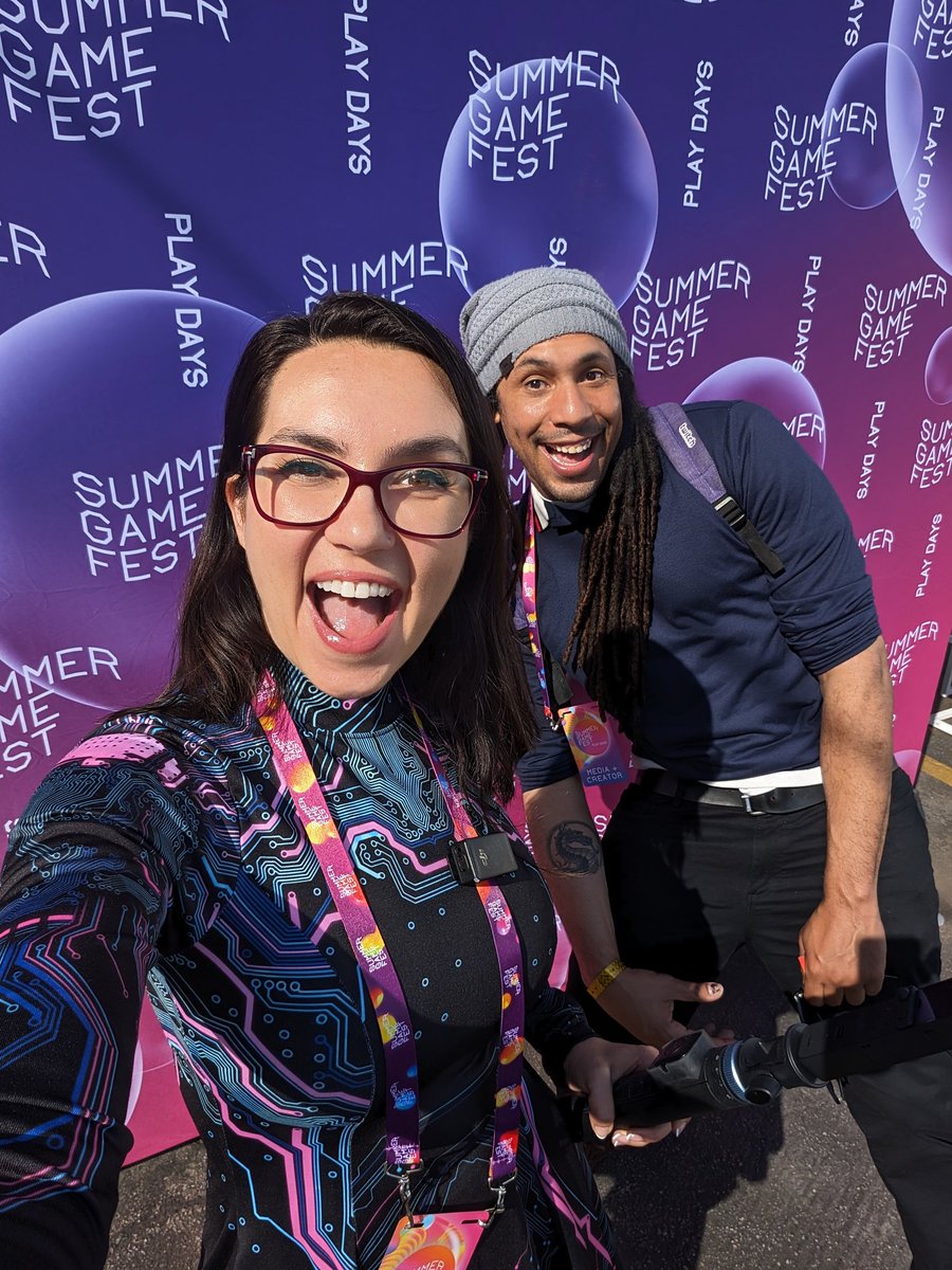 thatgrltrish's tweet photo. #Summergamefest &amp; @xbox mixer pics from yesterday  📸

I'll be live on twitch today for #xboxgamesshowcase &amp; chatting the games I got hands on with so far 🎮❤️ Feels like E3 is back 🥹 https://t.co/mTtQ9rNxcP