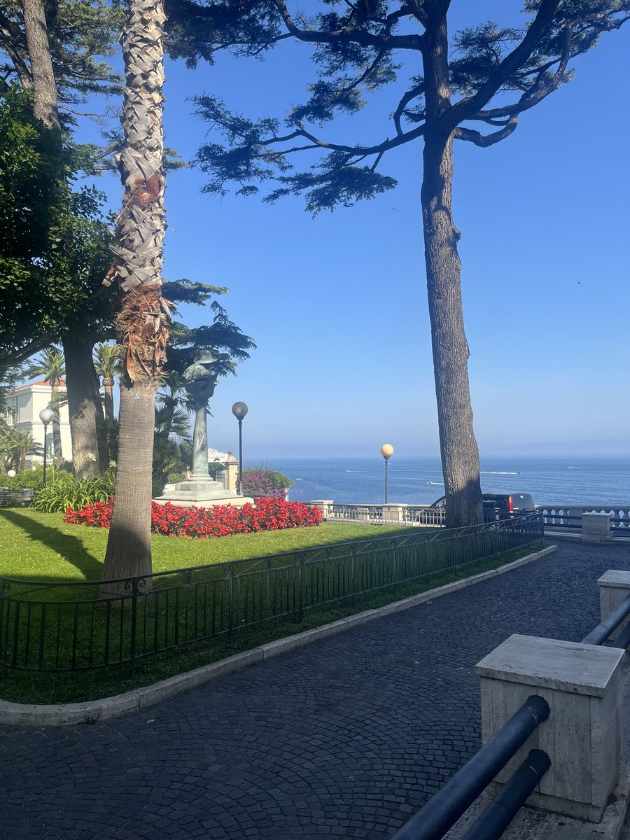 Catherine O'Rawe tweet media