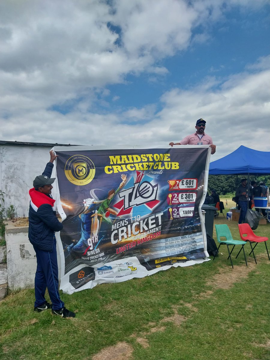 Active_Kent's tweet photo. Our Everyday Active officer, Yasmin was delighted to support Maidstone Cricket Club T10 Tournement today. A chance to chat with members & present Man of the Match medals🙌 @motecricket were also hosting an U9 Cricket tournament🏏 A great day out for the family #EverydayActive https://t.co/MBspFEa0nE