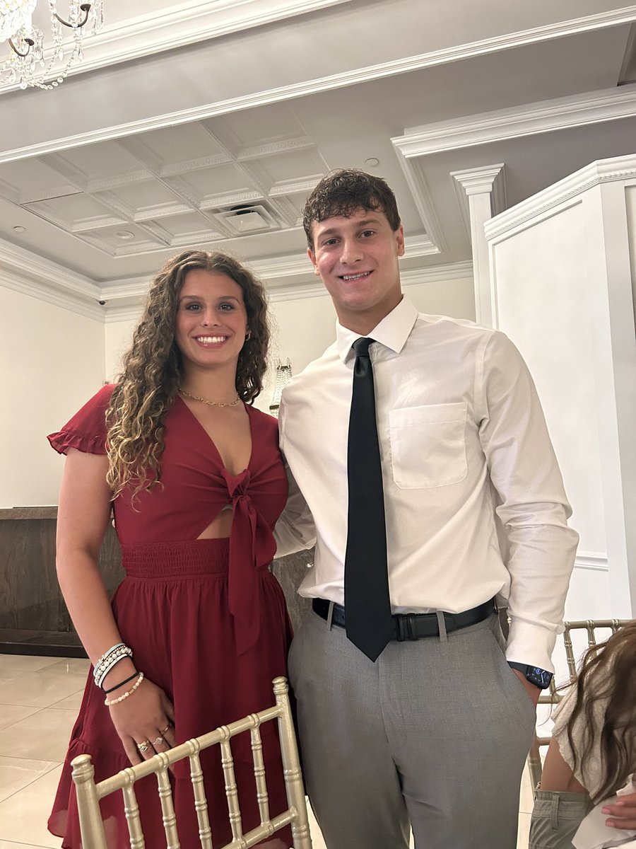 martinojenn's tweet photo. Congratulations to Olivia and John! One of the highest honors in athletics is to be nominated for the Butch Dellecave Award! @KPSchools @KPCSDAthletics  #kingsmen #KPPride #KPHS #KingsPark https://t.co/YYUOSnf5ls