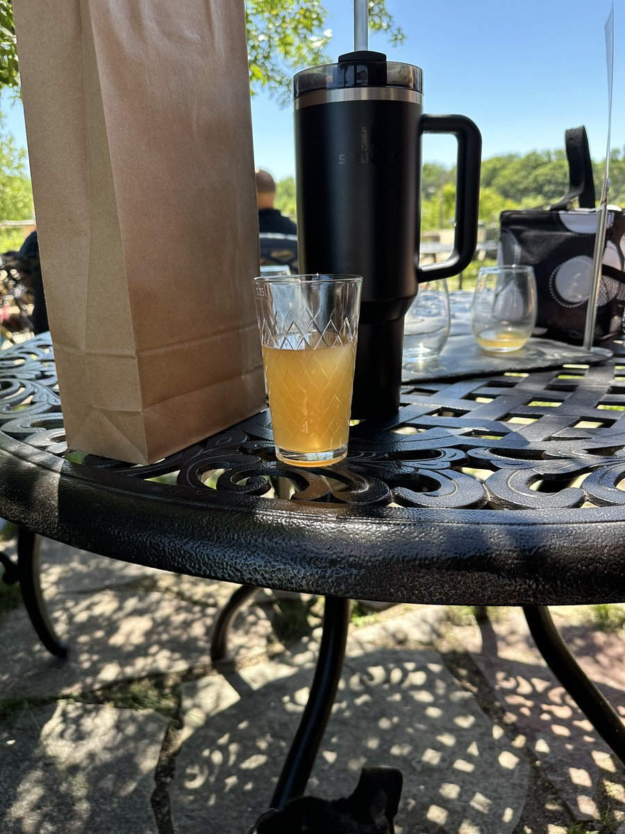 booishaving's tweet photo. Went to Cheesefest at a local cidery and enjoyed the afternoon 
Bought a bunch of cheese and a few ferments and relishes https://t.co/vobqlOXDgS