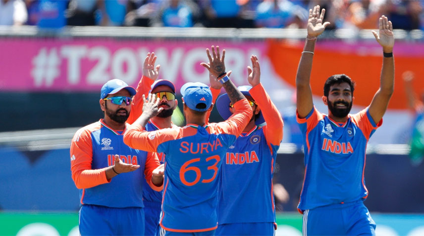 RadioPakistan's tweet photo. In the ICC men's T-20 World Cup 2024, India defeated Pakistan by six runs in New York.
#PakvsInd #t20USA #ICCTicket #News #BreakingNews #RadioPakistan 
https://t.co/IKoEKfM0pv https://t.co/a13FCAzq8k