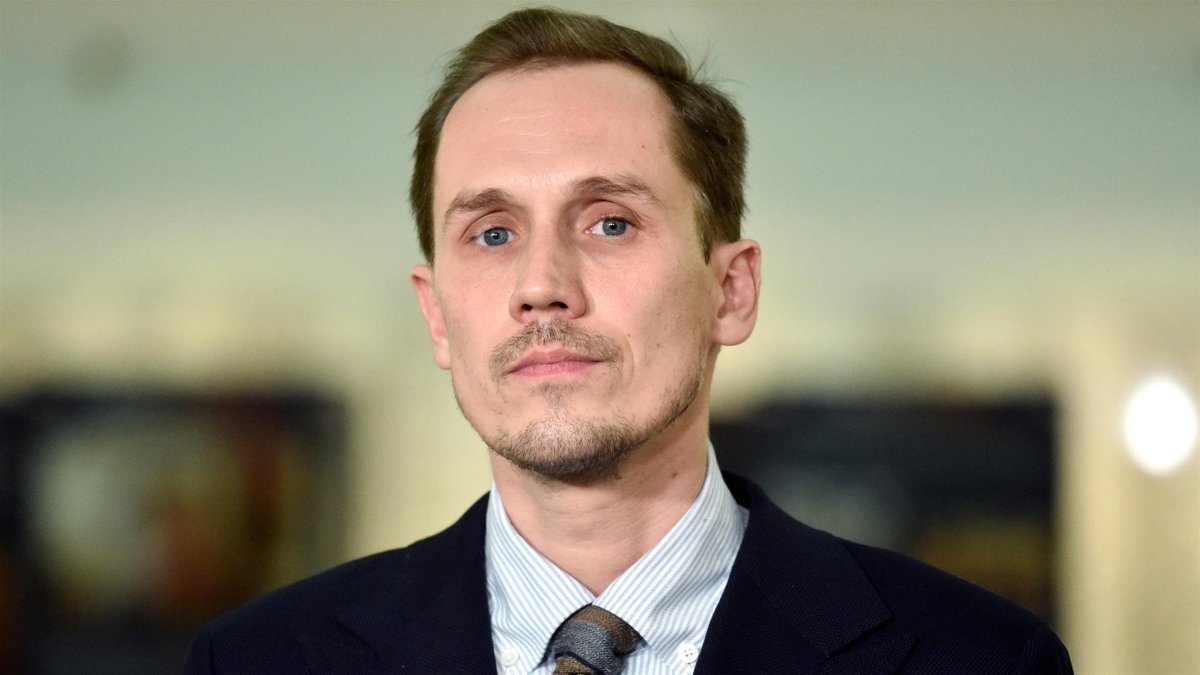 Koroluk tweet media