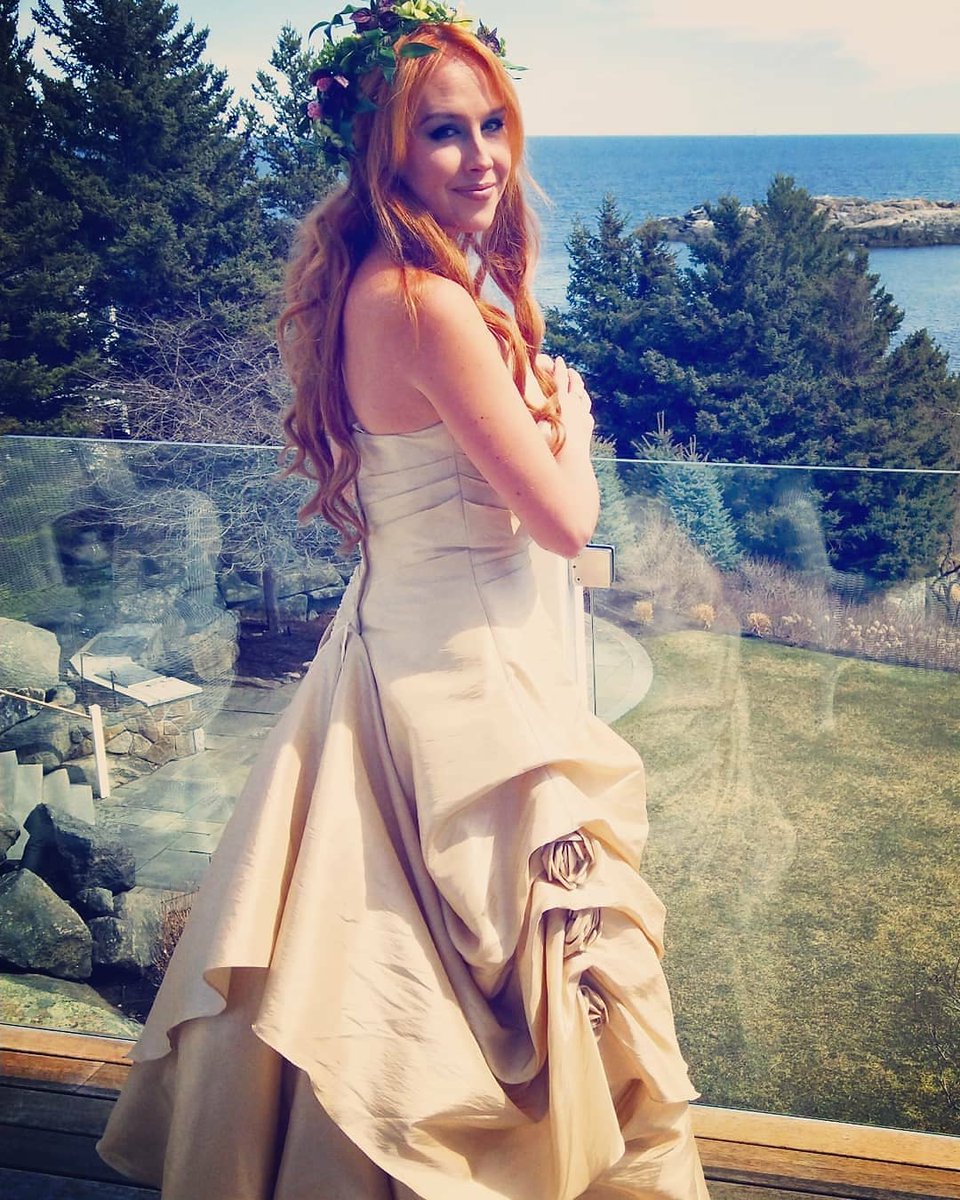LoveCelticWoman's tweet photo. #ElvisPresley 's #ICantHelpFallingInLove by @ellarobertsmuso
I’m listening2 @ClassicalXOvr4U w/Jannie!
The BIG Sound of North Wales
https://t.co/Q2hGQMpHcm
(&It becomes more famous Worldwide Everyday!)
Frm ChrisB @LoveCelticWoman in #Oregon #TeamStallion
#Livegood
#Trending https://t.co/0U6iKhs7ws