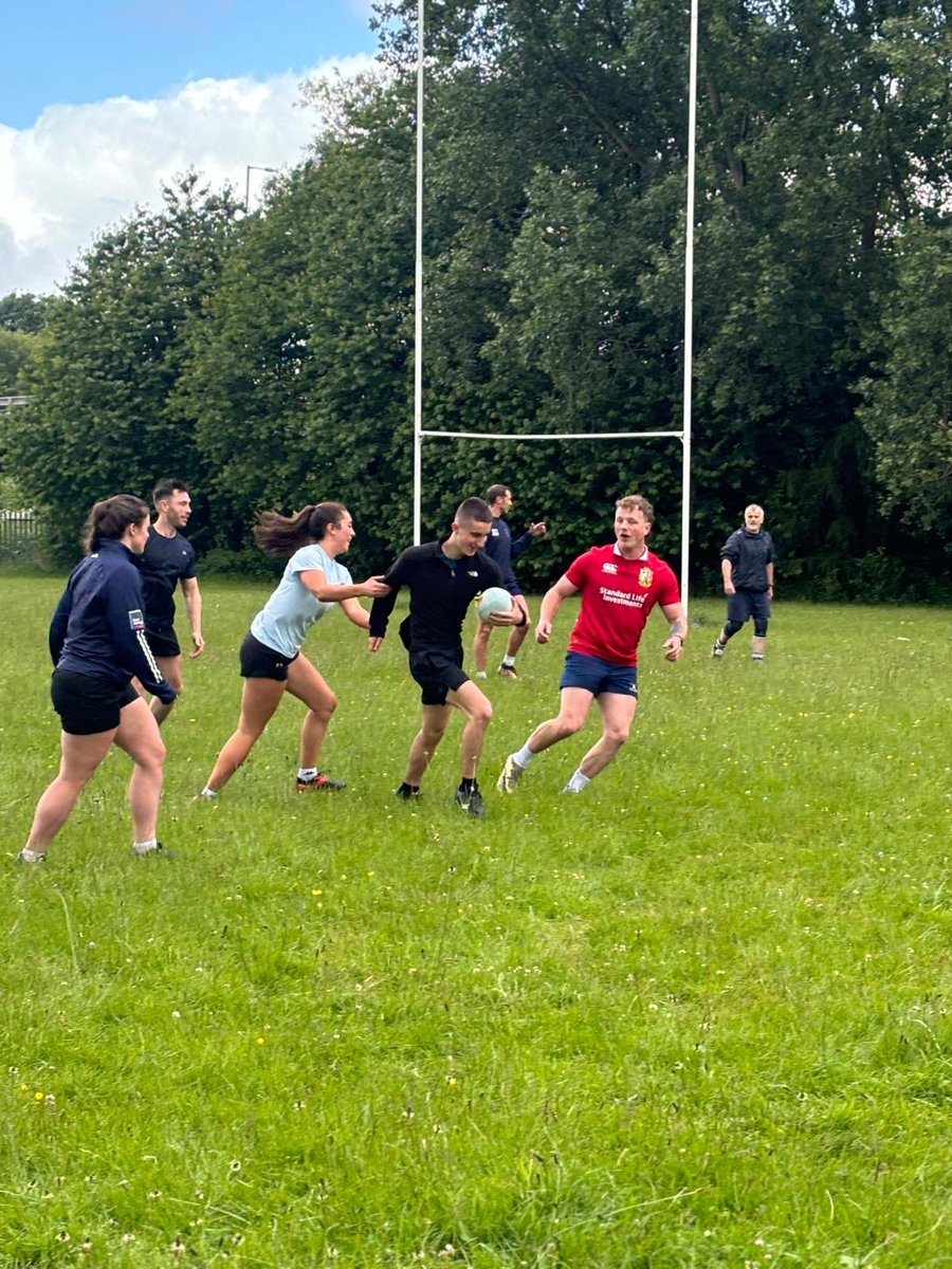 EcclesRugby's tweet photo. Great numbers for our first Touch Rugby session of the summer yesterday. 60 players. Lads, Girls, Women, Men all throwing shapes (and some decent passes).
If you'd like to give Touch a try next Saturday, 10-12, get yourself a Ticket on our Crowdfunder https://t.co/oEYmm31Kba.  . https://t.co/68zYT4oLt6