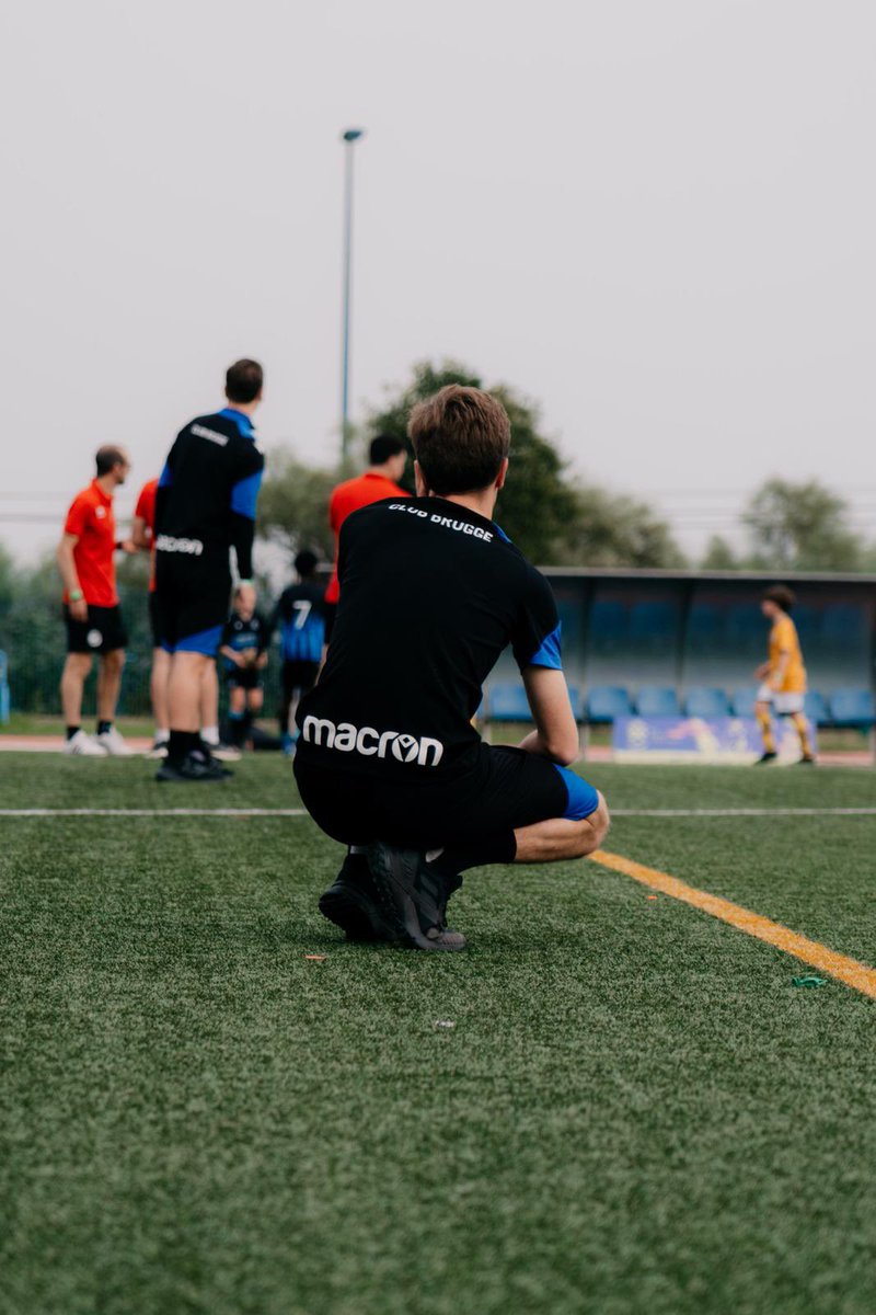 kennethvdst's tweet photo. End of season. Proud of the players’ progress &amp; development. 📈 

Now it’s time for a new challenge, after 7 years in 5v5 &amp; 8v8. 
🔜 Assistant coach U14 @ Club NXT 🏆 
#clubnxt #clubbrugge https://t.co/9aTROnBfM0