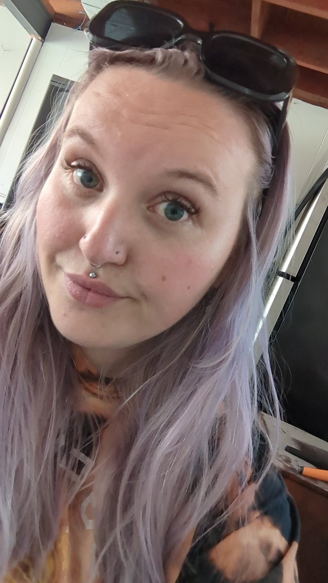Bullbitchh's tweet photo. Happy Sunday 🌞 https://t.co/ZHhVF3ejr5