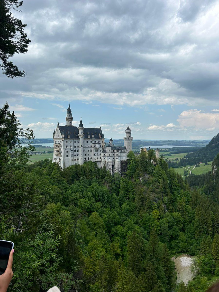 HannahWherry's tweet photo. Taking a break and traveling Europe! 
 @501
@tcvolleyballnit
@avcavolleyball
@arcaphenom
#classof2025 https://t.co/GDJeVSScCS