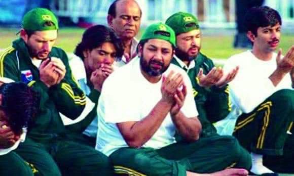 sad_anshh's tweet photo. Shuru hojao pct fans
#pakvsindia https://t.co/X73FRYhWer