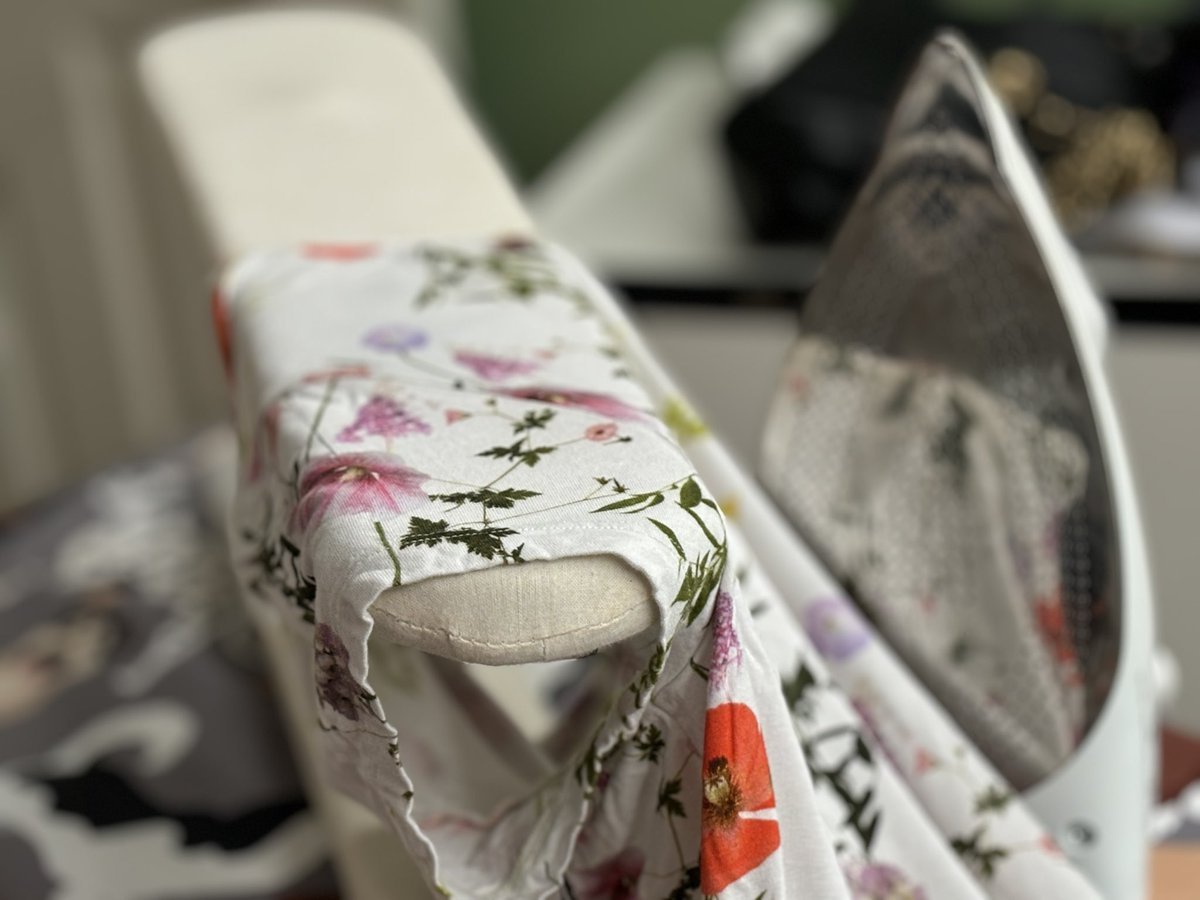 kittytreats's tweet image. #sewingtips It’s okay to cut off your tags.  Also okay to iron knits if you use a cloth as a barrier.  There is a special sleeve board to help not stretch out your tops