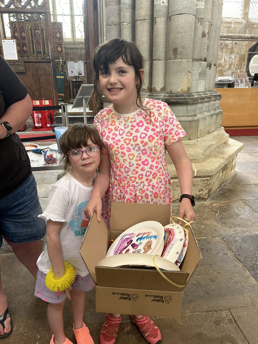 shaz1childrenme's tweet photo. Had such a privileged afternoon at the #StBonifaceAwards #CofEinDevon
@ExeterCathedral 
Enjoying listening and making with the children there https://t.co/w9QbPOFJGZ