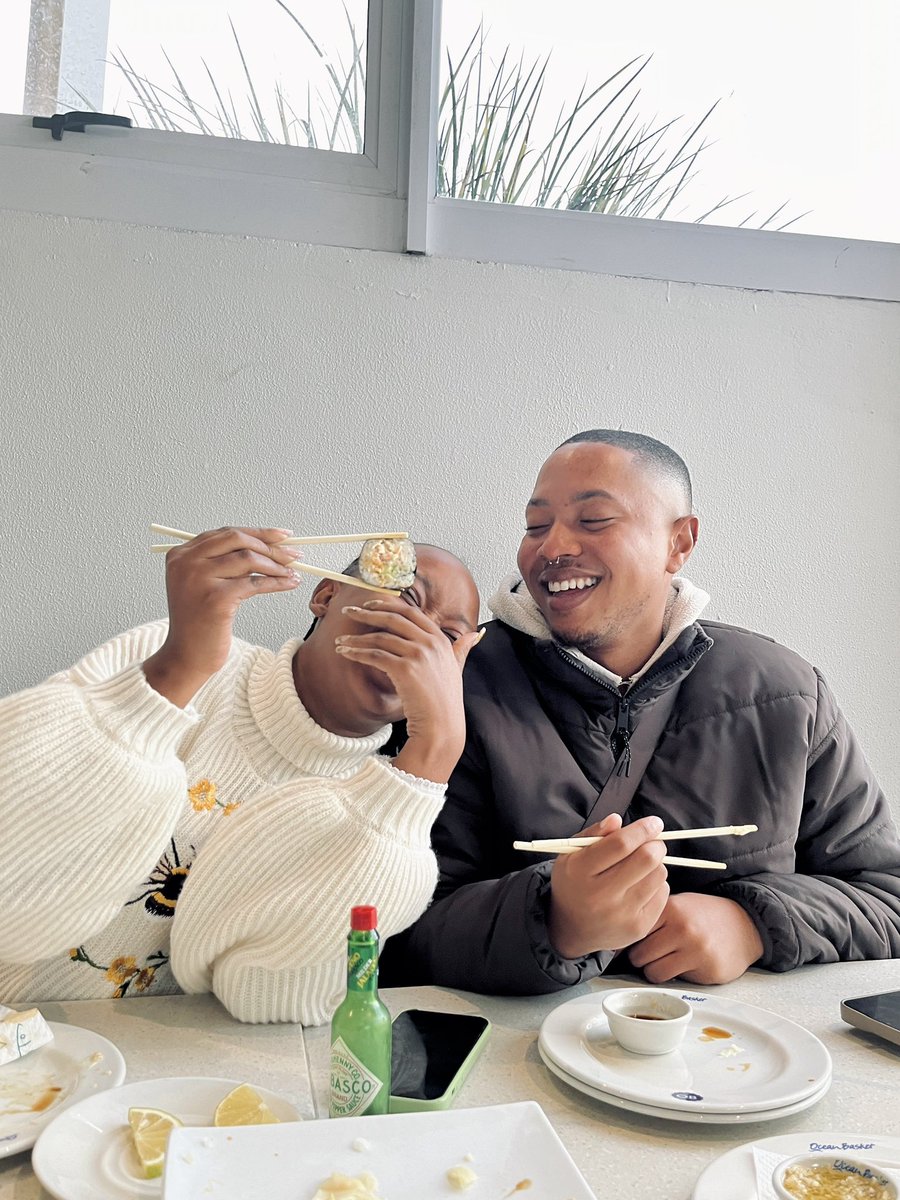 Show me your +10 years friendship 🥹