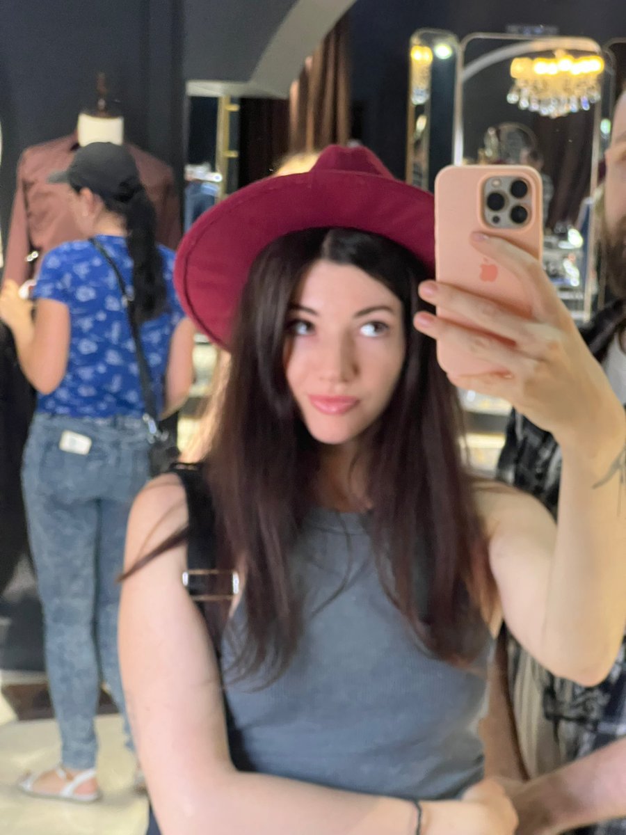 StacyFeuer_eth's tweet photo. what a tough Sunday🎩 https://t.co/tjK9DqEP3e