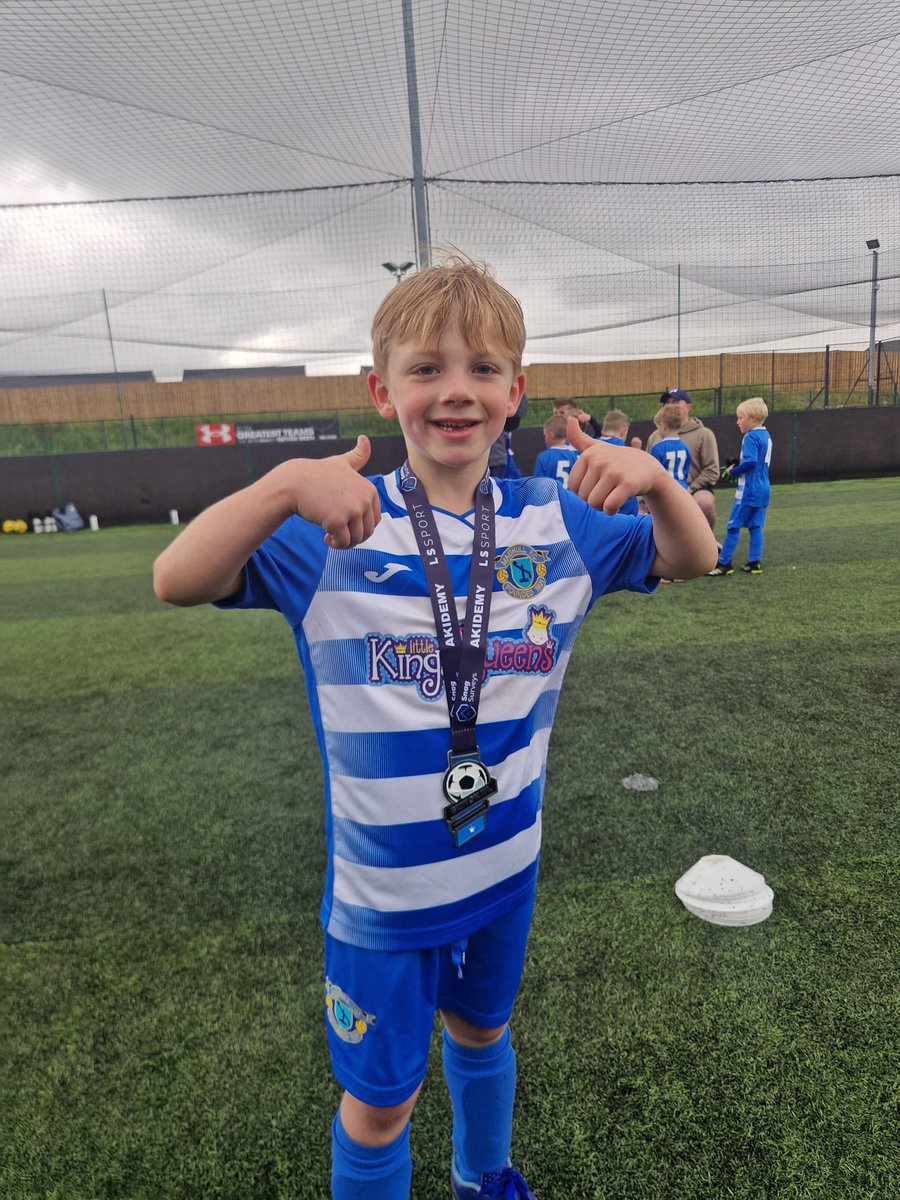 MaghullFCU6's tweet photo. MOTM Harrison - showed feet like Zidane first half with roll overs and glided past defenders with ease. His tackling was back on point today!
Refs MOTM Gene - Did great first half in goal, collected everything and was really calm. Came out second half and was back to his best! https://t.co/vk20zlhnje
