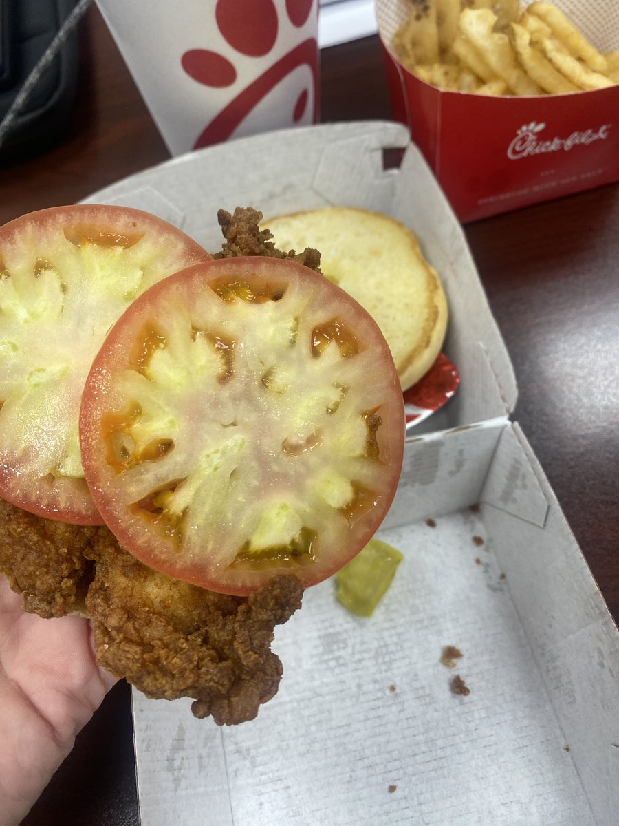 Kelly Peoples tweet media