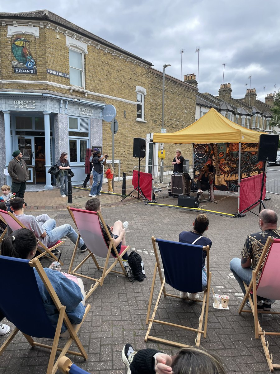 Another excellent Old York Road Unplugged festival in Wandsworth Town 🎶 🎵 🎶 🎈 🌞