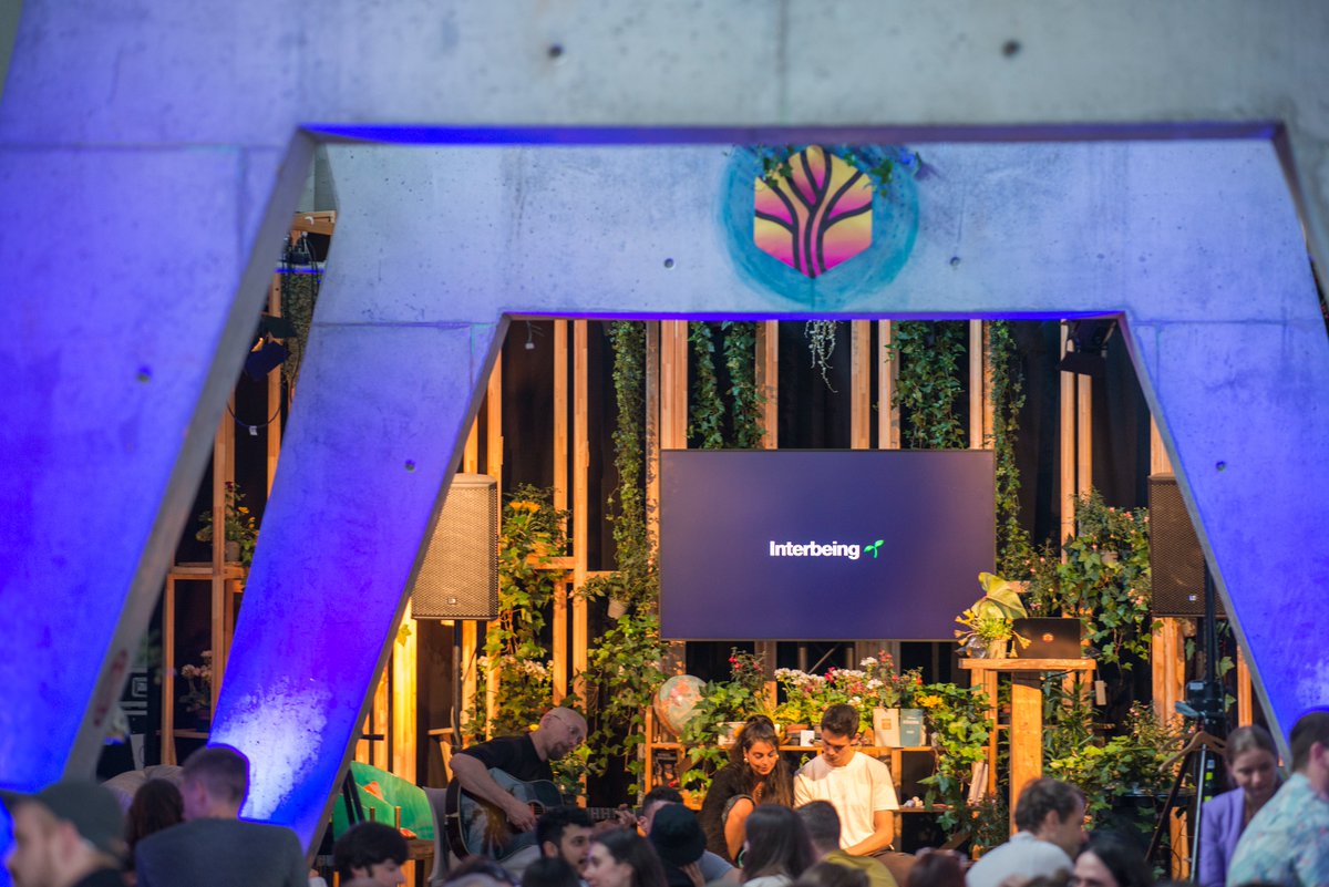 JoinFutura's tweet photo. Just kicked off ZuBerlin and we're over the moon with all the wonderful people we've met and the amazing vibes flowing around! 💫 🌿 🌈
🤗 We're so grateful for having you here, thanks for bringing such good energy, and we can't wait to meet and connect with more of you in the next two weeks - it's going to be a blast! ✨