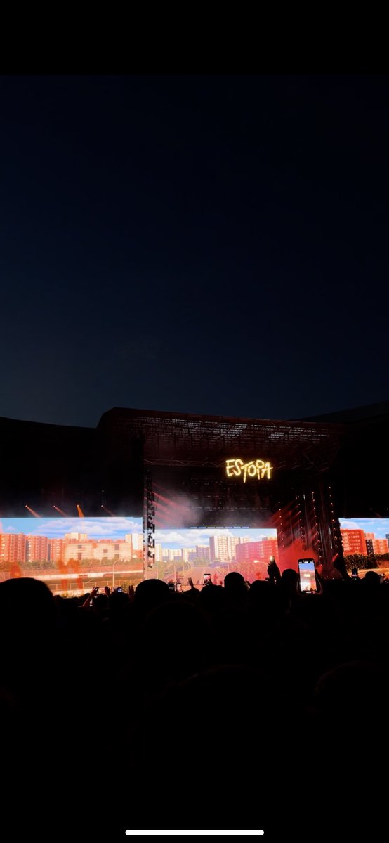 marinmorera_'s tweet photo. ¿Qué se toma para la resaca emocional?

La música es tan curativa que asusta. 

@estopaoficial 🧚‍♀️✨❤️‍🩹 https://t.co/gUn0bIKPNn