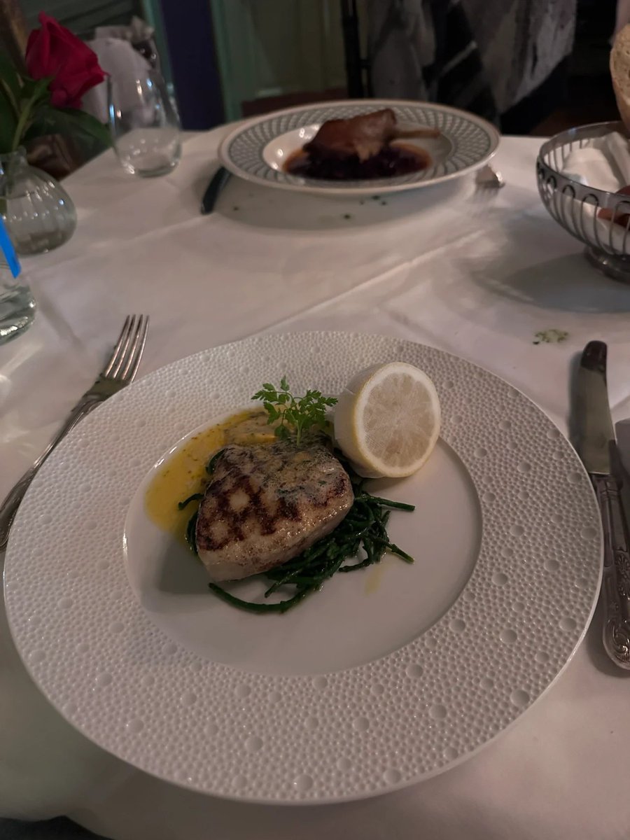 fudgepop77's tweet photo. Feast your eyes on this delicious dinner spread. https://t.co/pdOIZ0XW6c