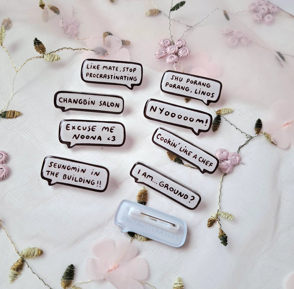 shark_pastel's tweet photo. [Rts appreciated!!]
💌 K0FI SHOP UPDATE 💌

♡ Standees, lanyards, quote pins and washitape!
♡ New prints, pcs and stickers!!
♡ skzoo pins re-stock~

🌸Check more here: https://t.co/KqdB2HbHkO https://t.co/q6SlV7Pyw0