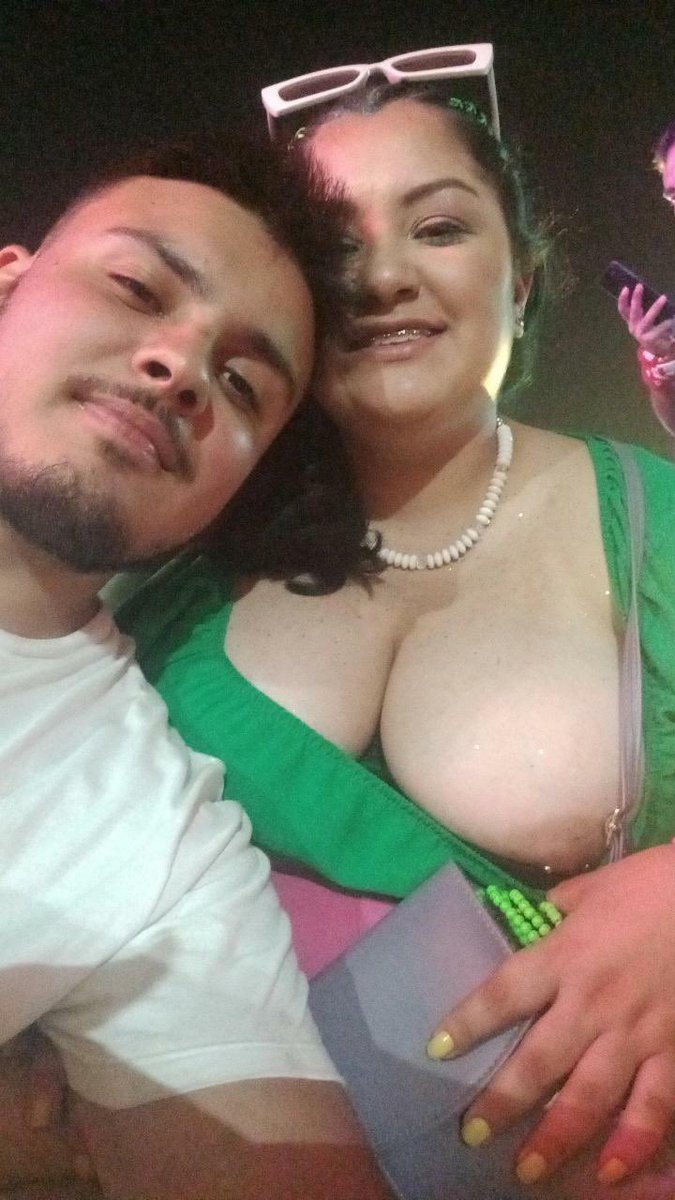 findomBrunna's tweet photo. Famoso comedor de porca. Ainda fica em castidade pq o pinto é tão pequeno que n chega na ppk dela https://t.co/RiS8OPghnJ