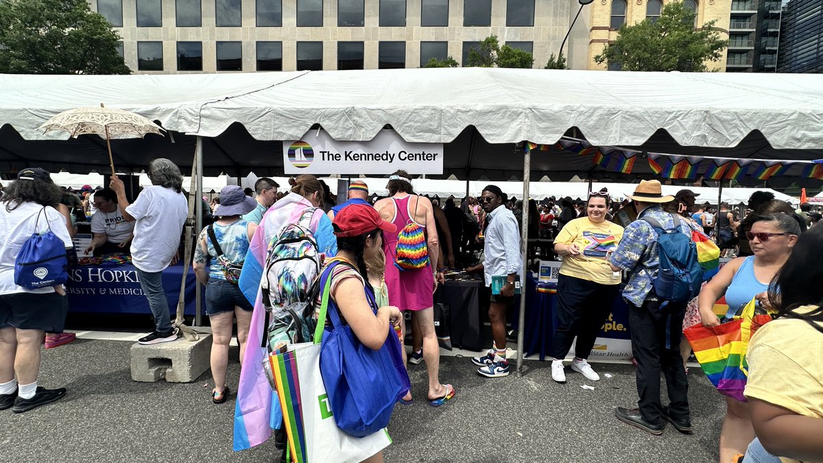 DCHomos's tweet photo. Such an amazing day for a Pride festival!!!
#TotallyRadical #CapitalPride #WashingtonDC #DMV #InstaGay #Pride2024 #LGBTQIA #QueerDC #MyDCCool #NonBinary #Transgender #Lesbian #Gay #TotallyRadical #WorldPrideDC #WorldPride #VisitWashingtonDC #InterPride #Only1DC #DCPride #Orgullo #LGBTQ 🏳️🌈🏳️⚧️