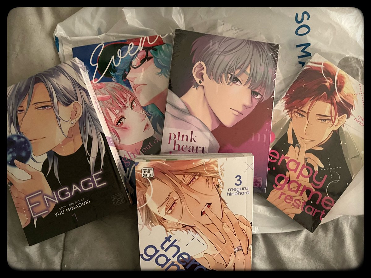 KiraYamato44's tweet photo. Hiya @SuBLimeManga @KODANSHA_EN pre-birthday presents GET! #ただBLのもの #therapygame #engage #pinkheartjam #twightlightoutoffocus #justblthings (✿ ♥‿♥) https://t.co/ALcGqUNN9z