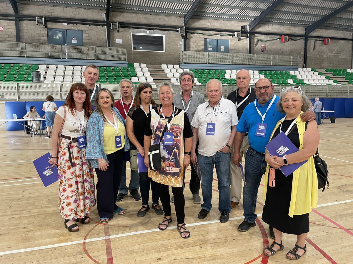 Junts_SantFost's tweet image. Lliures x Europa! 

Equipasso apoderats Junts per Sant Fost de Campsentelles! 

@juntspercat @juntspersantfost
@tonicomin  

#equipasso #apoderatssantfost
#properaparadaeuropa
#tonicomin
#neustorbiscocasals #aleixsarri #somelsmillors
#viscacatalunyalliure